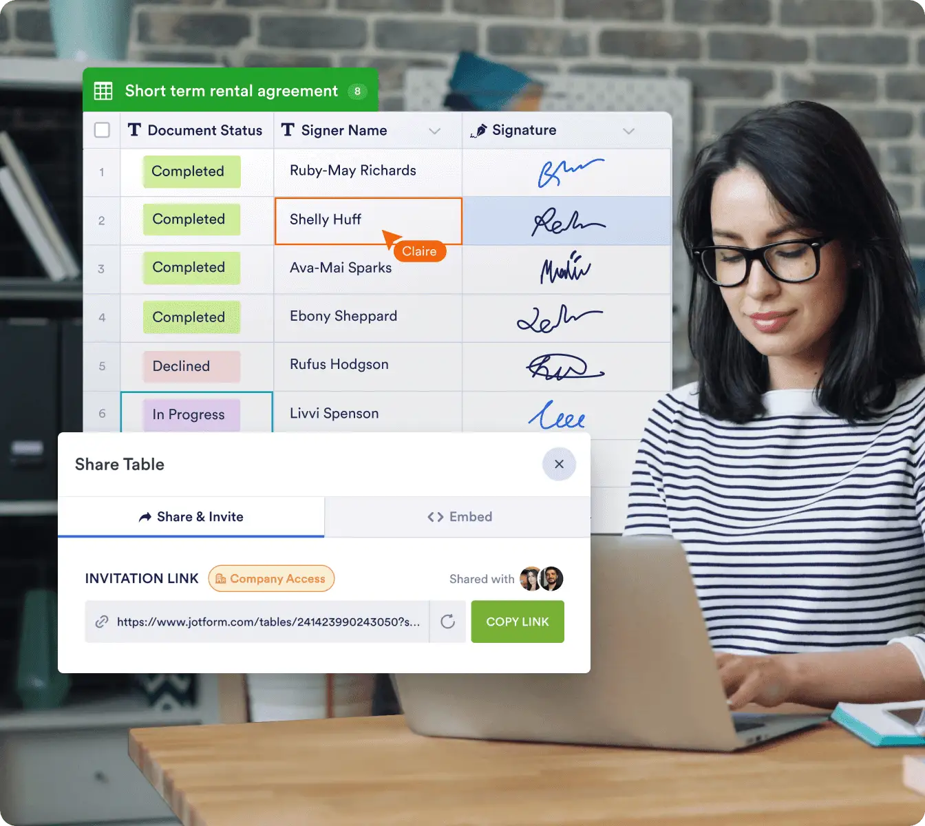 Collect and manage data seamlessly Collect and manage data seamlessly
